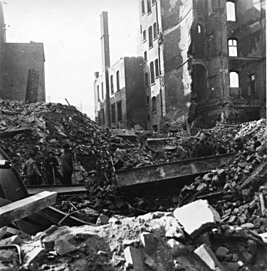Hagen nach dem Luftangriff vom 1. Oktober 1943 - Elberfelder Strae