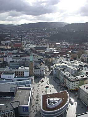 Blick auf die Neue Mitte am Rosenmontag 2004