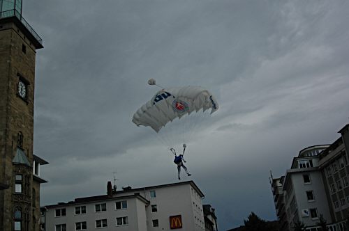 Absprung ber dem Friedrich-Ebert-Platz