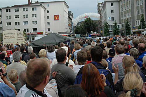 Absprung ber dem Friedrich-Ebert-Platz