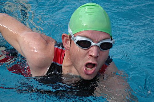 14. Hagener Triathlon - 500 Meter Schwimmen im Hengstey-Freibad