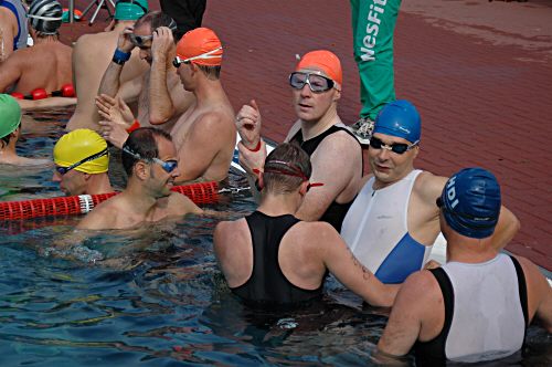 14. Hagener Triathlon - 500 Meter Schwimmen im Hengstey-Freibad