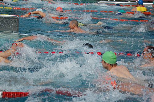 14. Hagener Triathlon - 500 Meter Schwimmen im Hengstey-Freibad