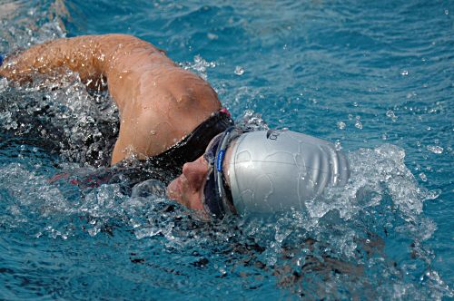 14. Hagener Triathlon - 500 Meter Schwimmen im Hengstey-Freibad