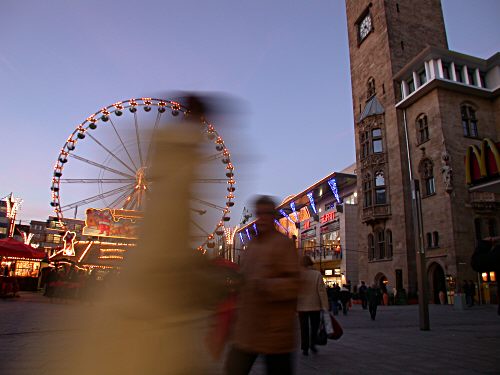Auf dem Friedrich-Ebert-Platz