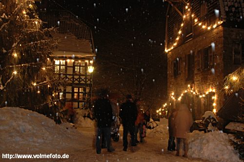 Schneeberge vor der Gaststtte zur Post